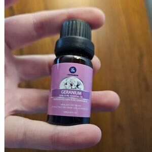 Laguna Moon Geranium 100% Pure Essential Oil ~ Therapeutic Grade ~ 10ml